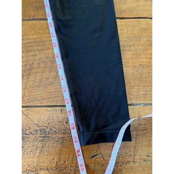 NWOT Womens‎ Black Gymshark Everyday Seamless Leggings Stretch Lightweight Large - Picture 4 of 7